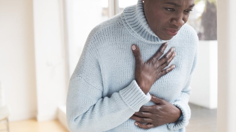 Warnsignal für Herzprobleme: Anhaltende Schmerzen
