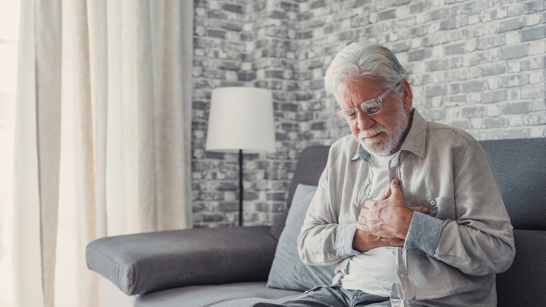 Adenokarzinom der Lunge kann Schmerzen verursachen