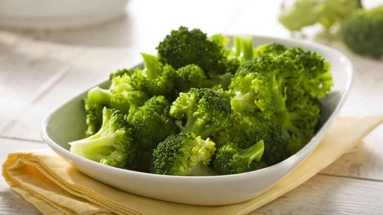 Ernährung bei Morbus Crohn: Gemüse und Obst