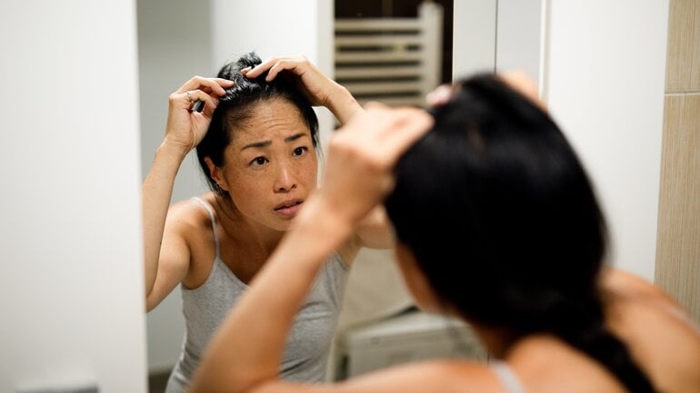 Vitamin B7: Wundermittel gegen Haarausfall? 