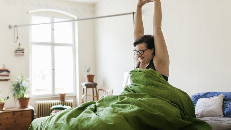 Müdigkeit am Morgen? Strecken kann dagegen helfen
