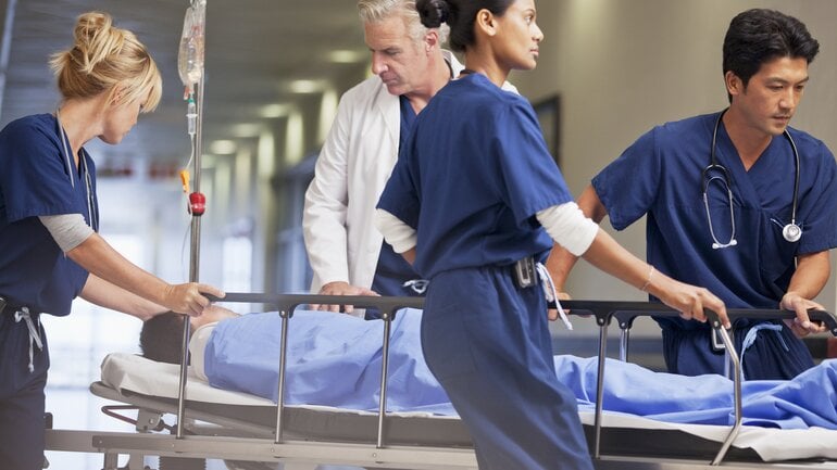 Schwere Blutungen: Gefährliche Nebenwirkung von Blutverdünnern