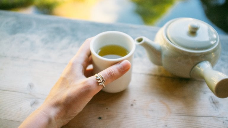Grüner Tee: Lebensmittel, um Cholesterin zu senken