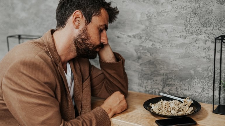 Appetitlosigkeit: ein körperliches Symptom bei Depressionen