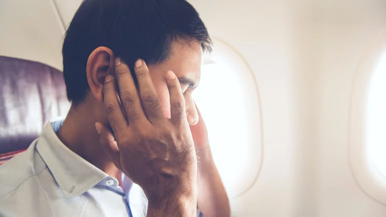 Druck Auf Den Ohren Nach Flug Loswerden Druck auf den Ohren: Ursachen, Diagnose & Behandlung