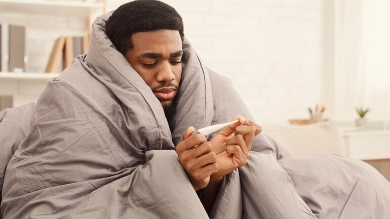 Akutes Abdomen: Fieber und Schüttelfrost möglich