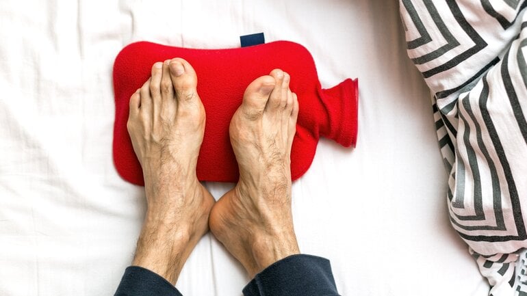 Arthrose Hausmittel: Wärme lindert Gelenkschmerzen