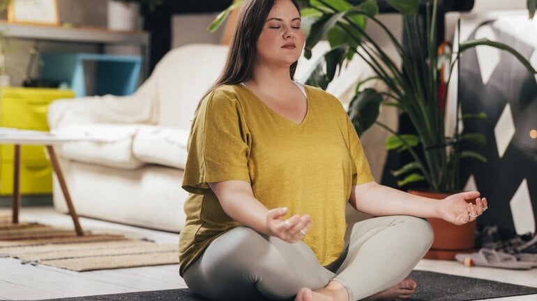 Beschäftigung bei Depression: Yoga oder Meditation