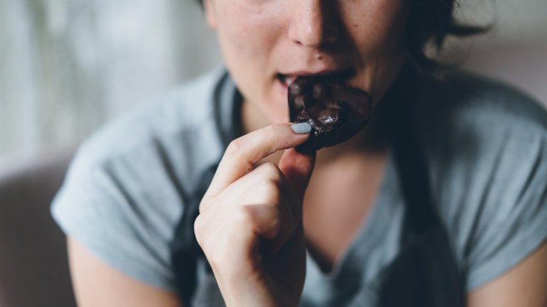 Bitterstoffe machen dunkle Schokolade gesund