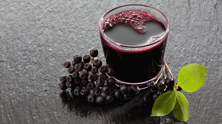 Bluthochdruck natürlich senken mit Aroniasaft