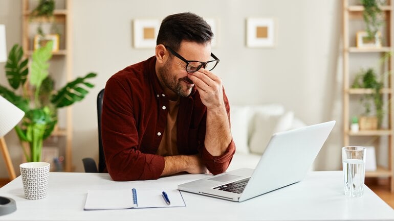 Carotisstenose: Plötzliche Sehstörung ist typisches Warnsignal