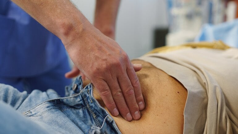 Blinddarmentzündung verursacht akute Bauchschmerzen