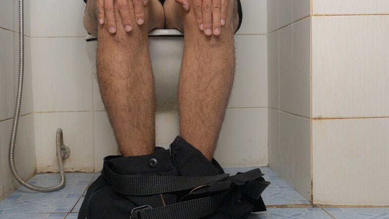 Stuhlgang bei Darmkrebs: Schleim im Stuhl