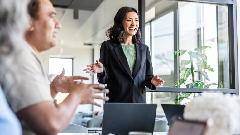 Dunkler Empath will bewundert werden