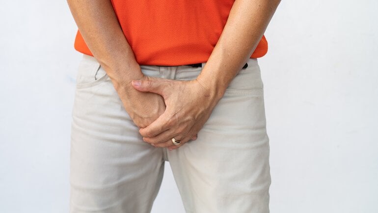 Ausfluss aus der Harnröhre: Symptom bei Harnröhrenkrebs