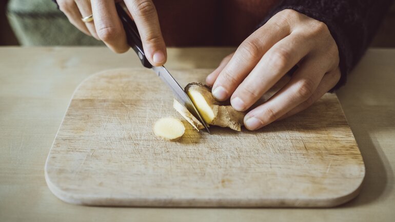 Omas Hausmittel: Ingwer bei Erkältung