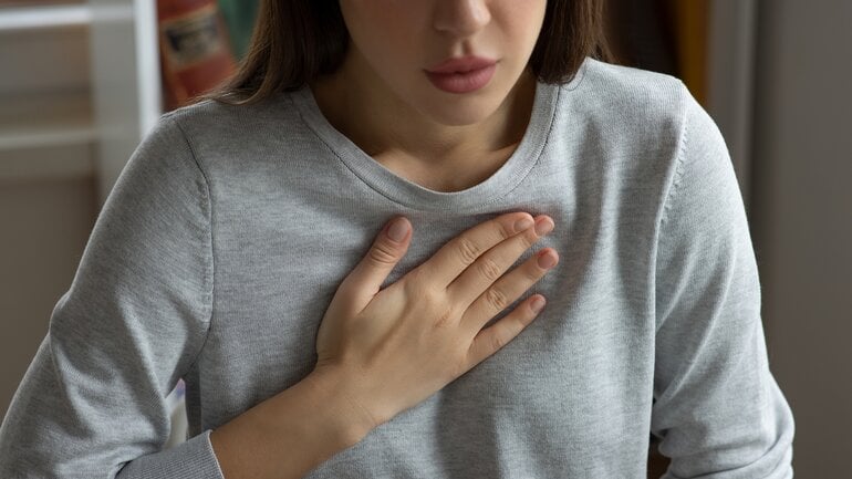 Brustschmerzen beim Atmen und Husten