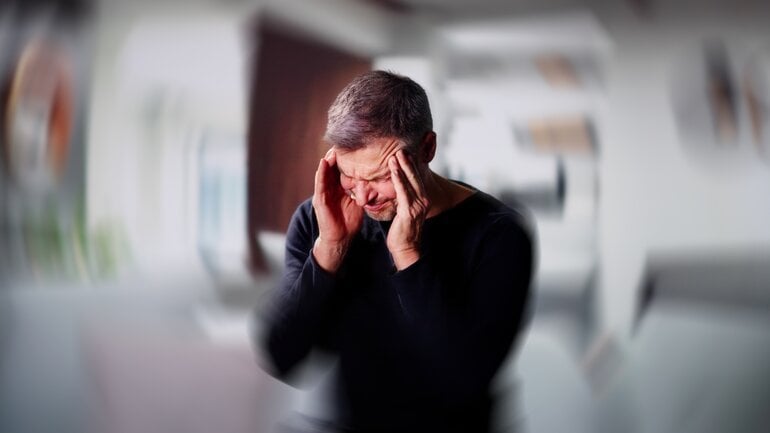 Schwindel ist Anzeichen bei Hirnblutung