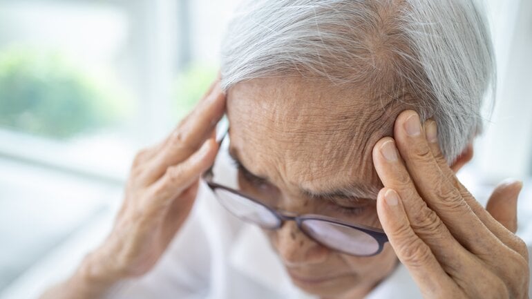 Subdurale Hirnblutung nach Sturz: Symptome entwickeln sich oft schleichend