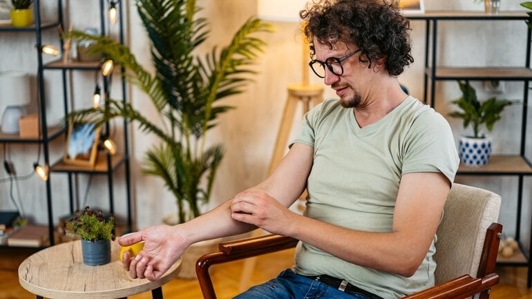 Ibuprofen kann zu Überempfindlichkeitsreaktionen führen