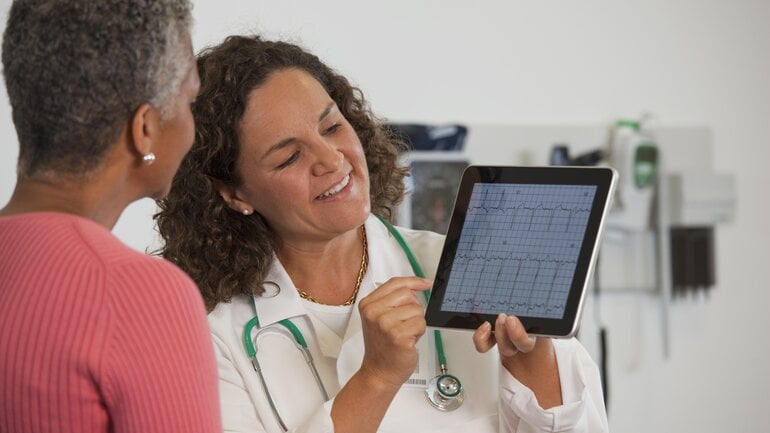 Herzkrankheiten: KI stellt früh Unregelmäßigkeiten fest