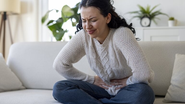 Anhaltende Verdauungsbeschwerden? Symptom bei Leberfibrose