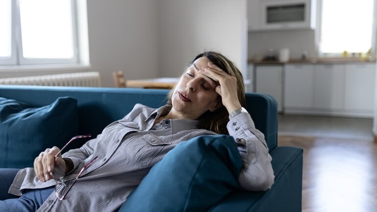 Leberversagen: Frühe Symptome sind Müdigkeit und Schwäche