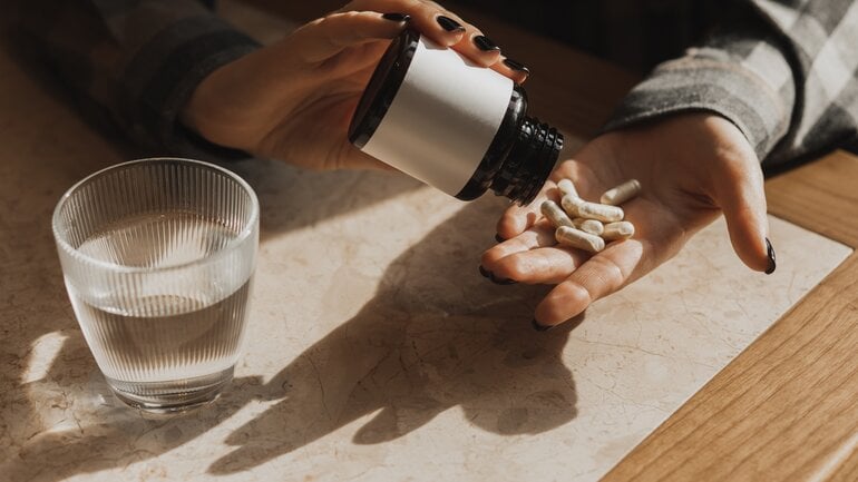 Leberwerte verbessern mit Mariendistel, Vitamin E &amp; Co.?