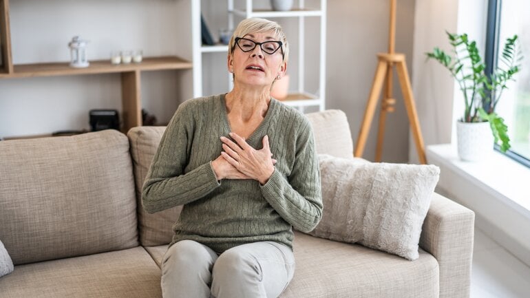 Schmerzen im Brustkorb: Symptom bei Lungenmetastasen