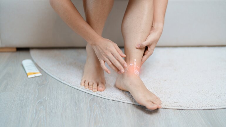 Medikamente aufbewahren: Unterwegs mit Tropfen, Säften oder Gelen 