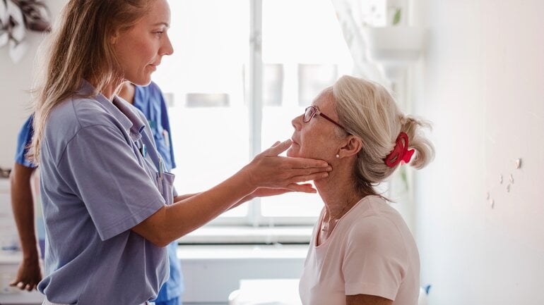 Metamizol: Seltene Nebenwirkung kann Agranulozytose sein