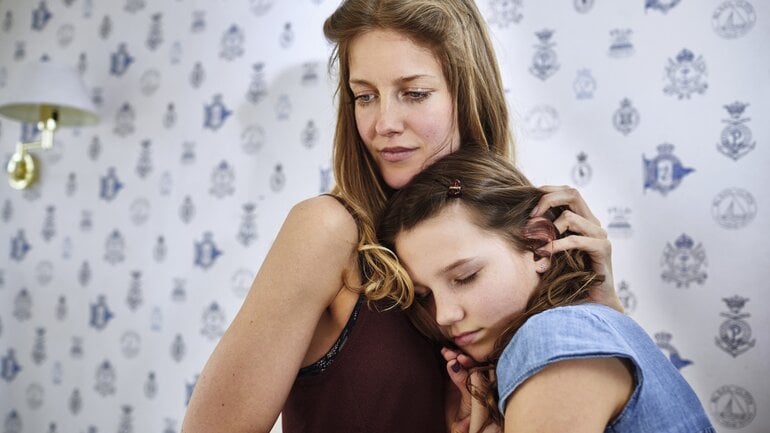 Narzisstische Mütter: Liebe nur bei Leistung