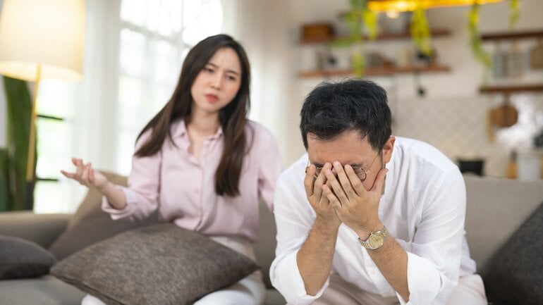 Beziehungsprobleme durch narzisstische Mutter