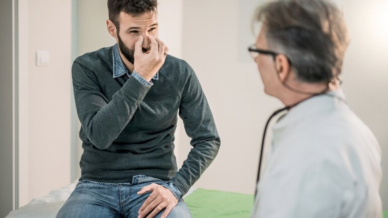 Einseitige Nasenatmung kann Warnzeichen für Nasenkrebs sein