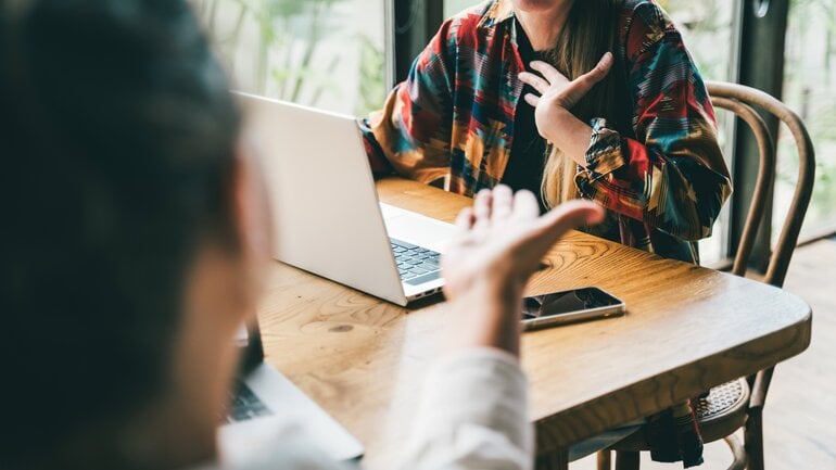 PDA-Autismus: Schwierigkeiten mit sozialen Hierarchien