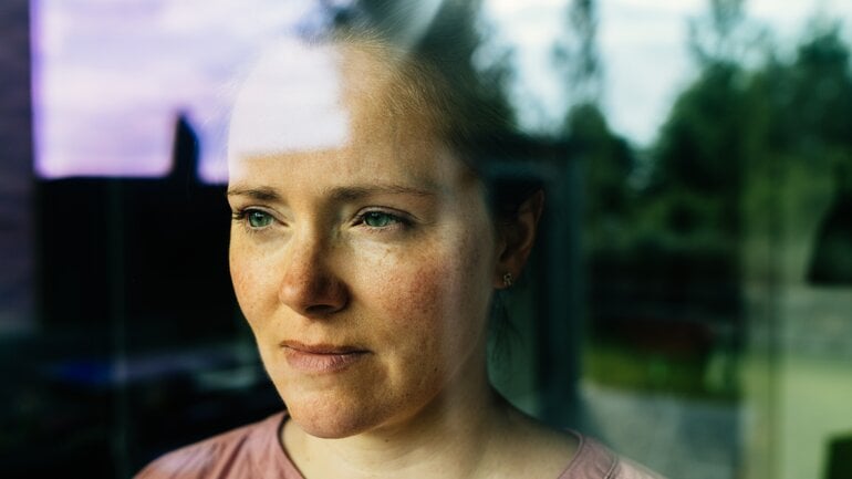 Selbstzweifel sind typisch für Smiling Depression