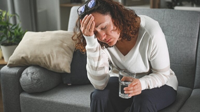 Sonnenstich: Typisches Symptom sind Kopfschmerzen