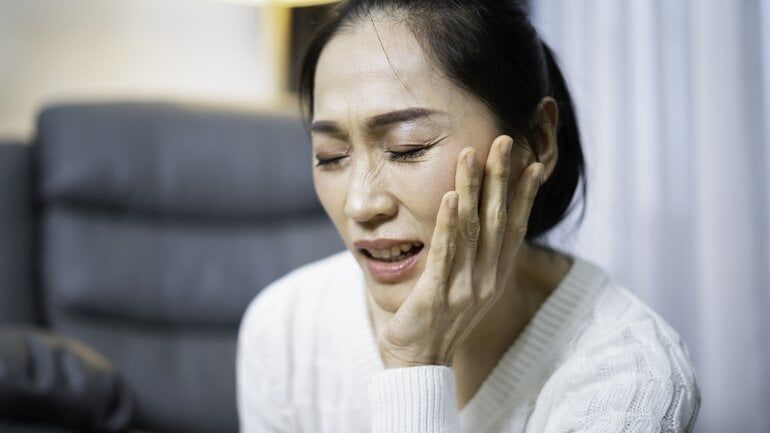 Symptom bei Speicheldrüsenkrebs: Schwellung der betroffenen Drüse