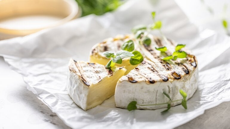 Camembert? Bei Leberzirrhose besser meiden