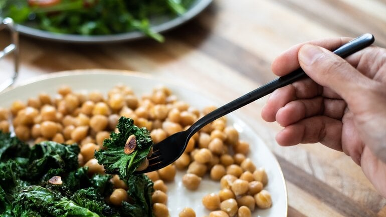 Hülsenfrüchte und Kohl: Verbotene Lebensmittel bei Morbus Crohn?