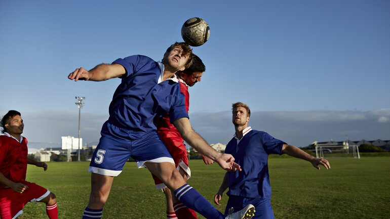 Kopfverletzungen beim Fußball