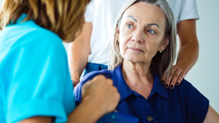 Gesichtlähmung: Warnsignal bei Neuroborreliose