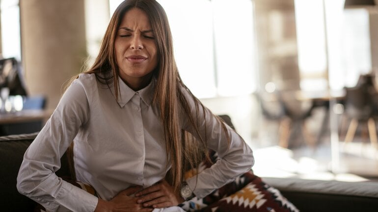 Oberbauchschmerzen? Mögliches Warnsignal der Bauchspeicheldrüse