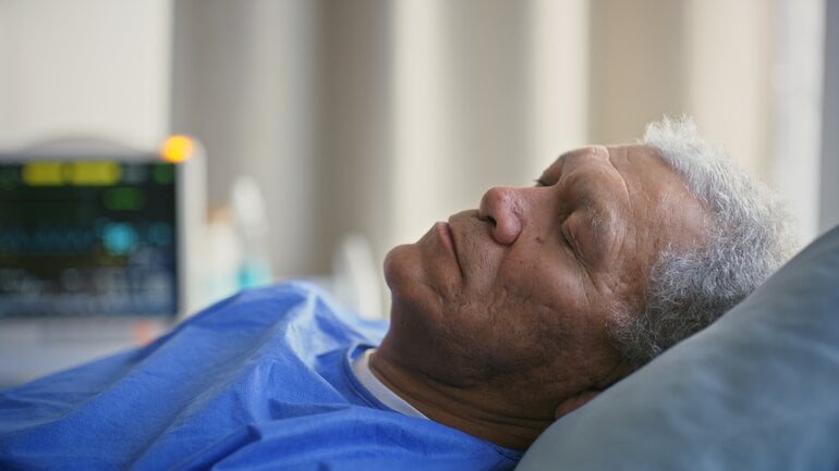 Sekunden nach dem Tod: Das Gehirn bleibt zunächst aktiv