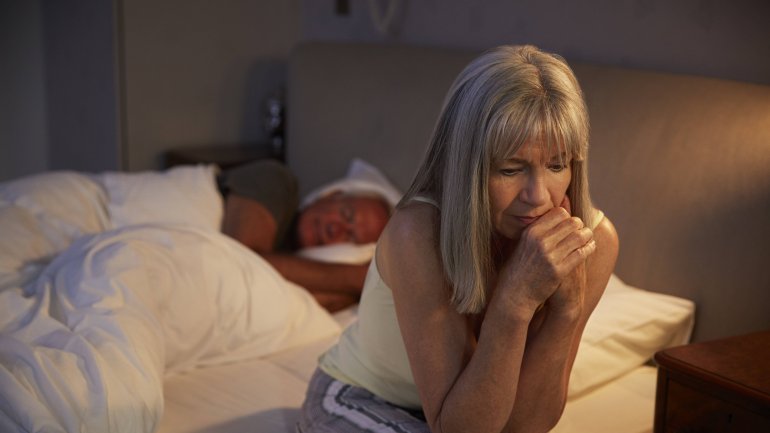 Symptome bei Wechseljahren: Müdigkeit und Schlafstörungen