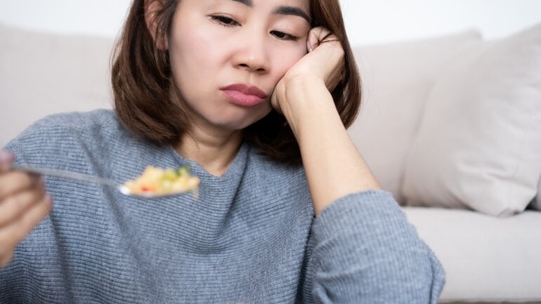 Appetitlosigkeit und Abneigung gegen bestimmte Speisen sind Warnzeichen