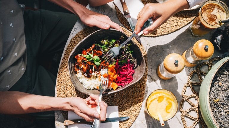 Gallensteine: Ausgewogene Ernährung statt Radikaldiät