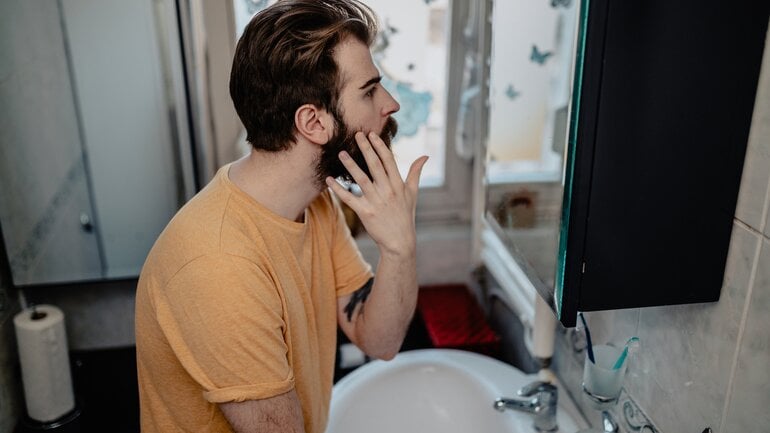 Vitamin B12: Haarausfall durch fehlenden Nährstoff?