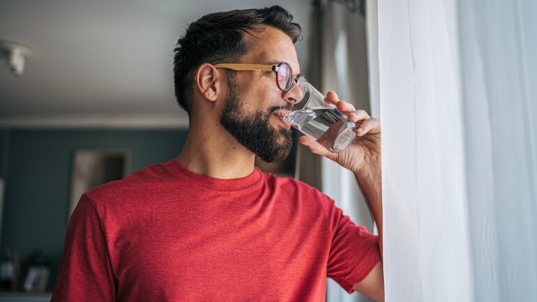 Ausreichend trinken kann Heißhunger stoppen