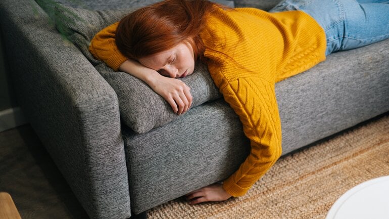 Starke Erschöpfung: Frühes Symptom bei Hyperkalzämie